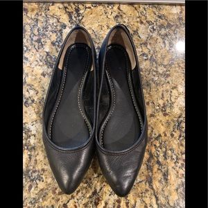 Beautiful Frye Flats!